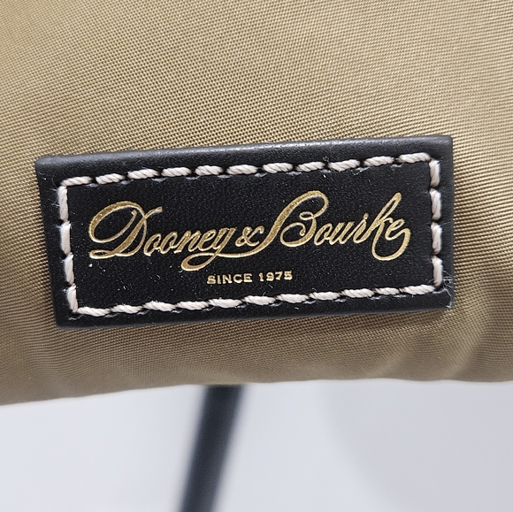 Dooney & Bourke triple zip crossbody bag - Picture 10 of 11